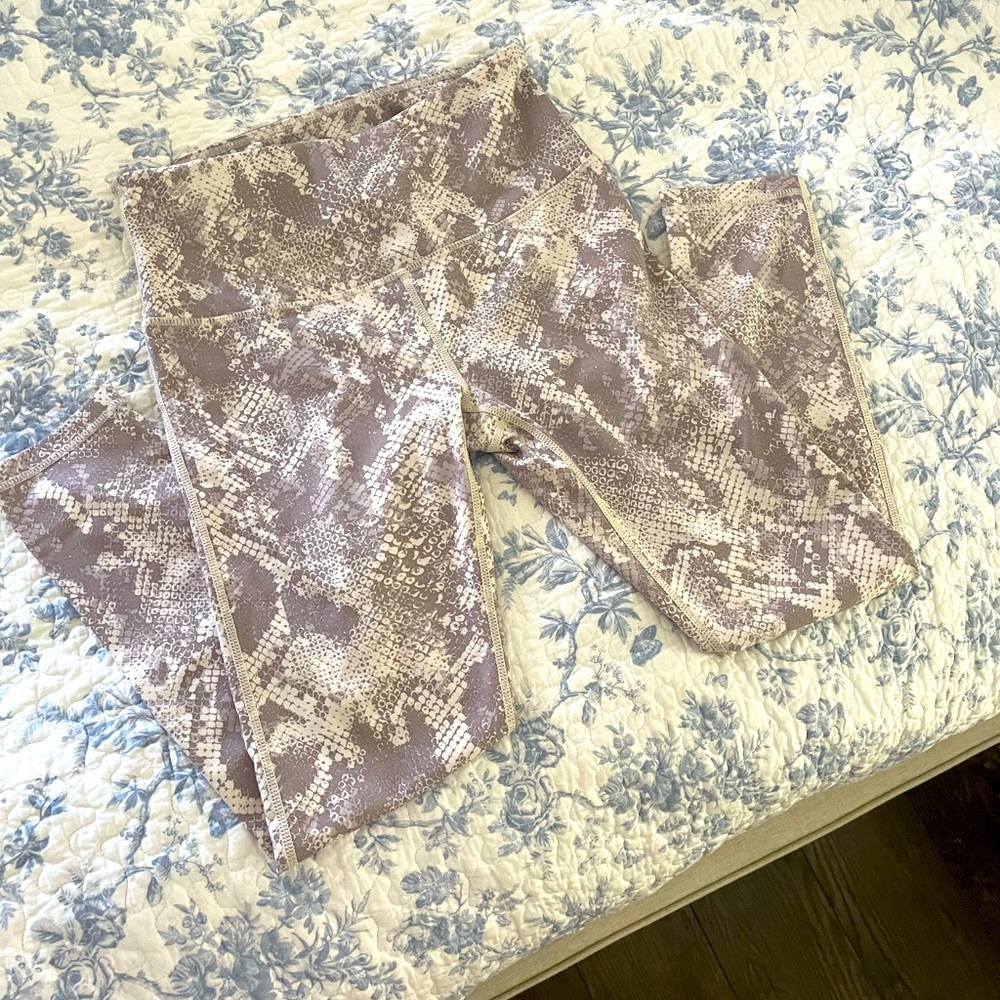 Zella leggings